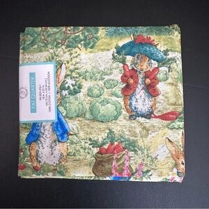 4 Pc Beatrice Potter Designer 100% Cotton Fabric Fat Quarter Quilting Sewing DIY